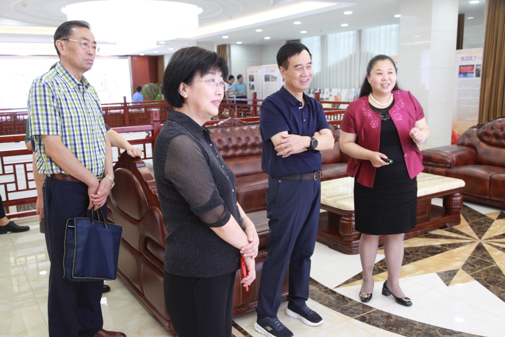 2019年9月17日，連云港市人力資源和社會保障局程曉紅局長蒞臨鷹游集團交流指導